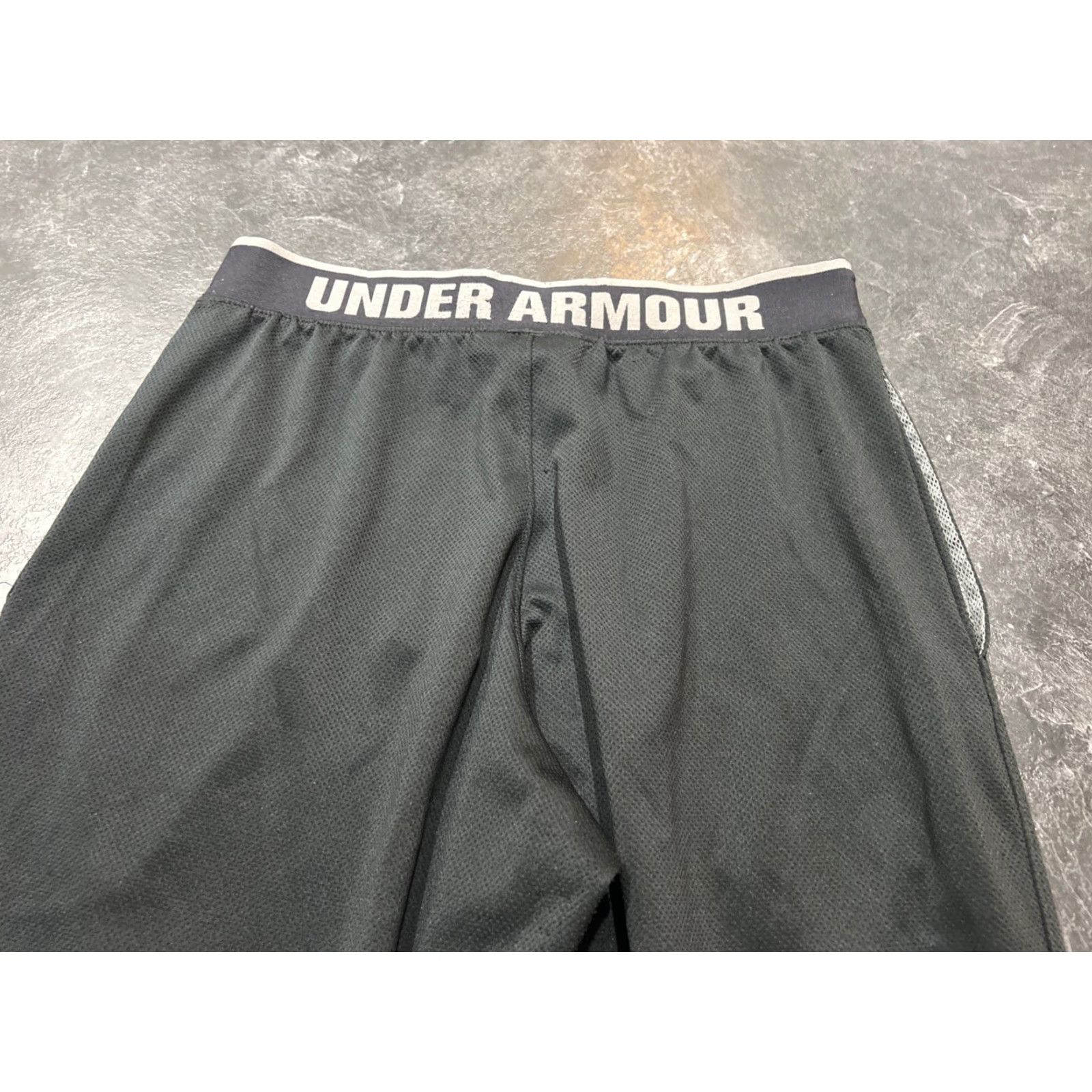 Under Armour Under Armour ColdGear Men's Sweatpants Large Black Jogging Activewear Drawstring Size US 33 - 7 Thumbnail