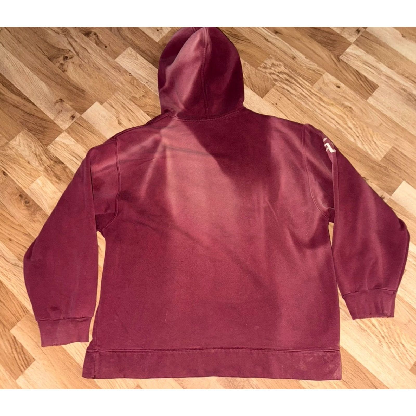 Nike VINTAGE Nike Florida State FSU NOLES Pullover Hoodie Adult Large Red Y2K Center Chk Mens Size US L / EU 52-54 / 3 - 5 Thumbnail