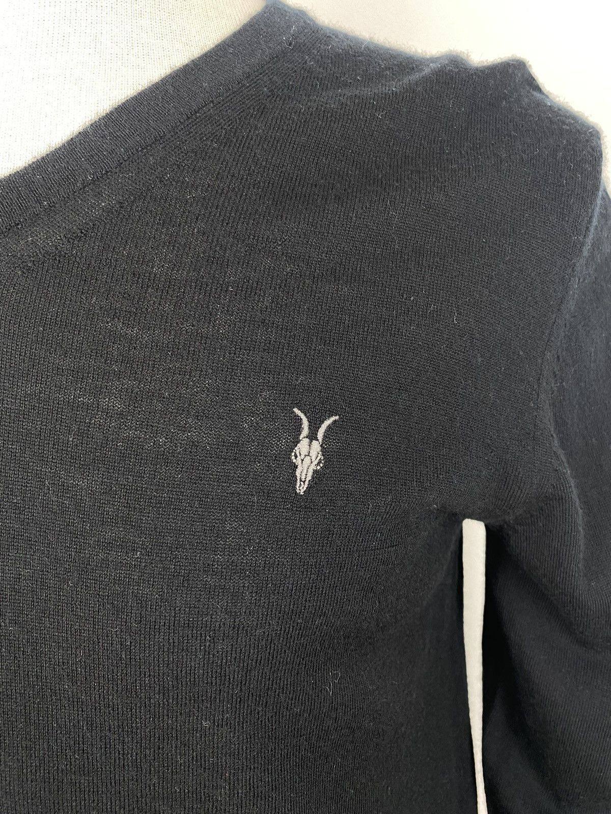 Allsaints Men’s Allsaints Mode Merino V Neck Sweater size L Size US L / EU 52-54 / 3 - 3 Thumbnail