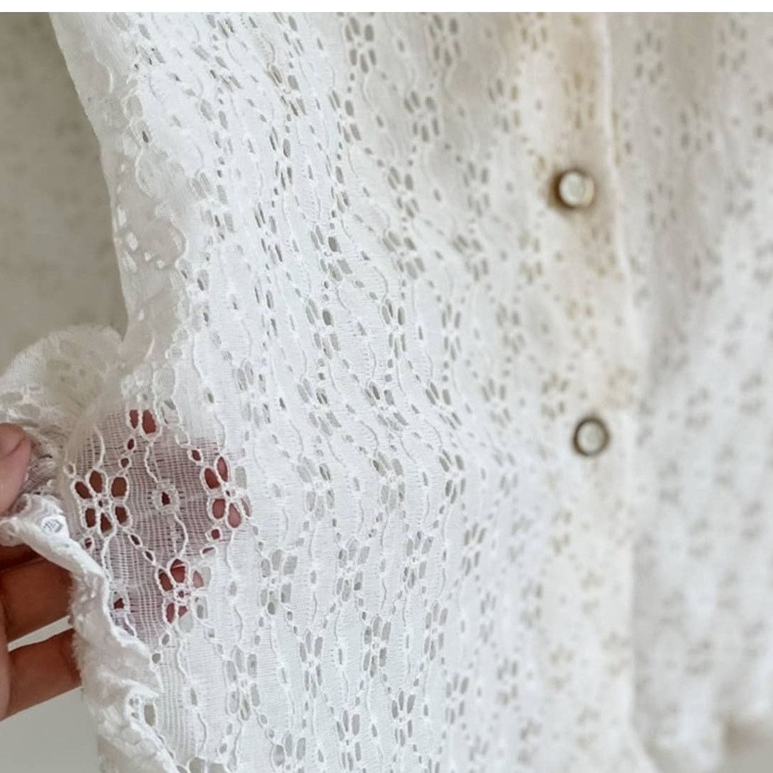 Vintage Vintage 70s Daisy lace ruffle hem wide collar blouse M Size M / US 6-8 / IT 42-44 - 5 Thumbnail