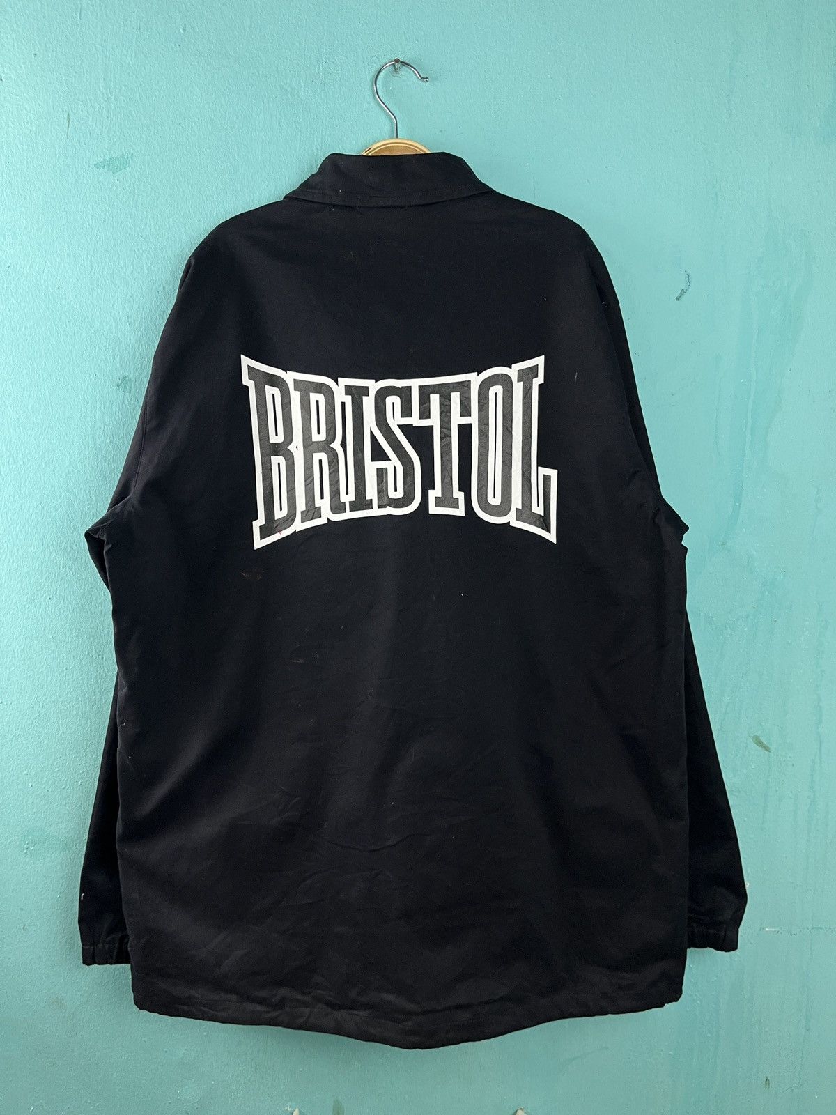F.C. Real Bristol FC Real Bristol Made in Japan - Coach Jacket Size US XL / EU 56 / 4 - 1 Thumbnail