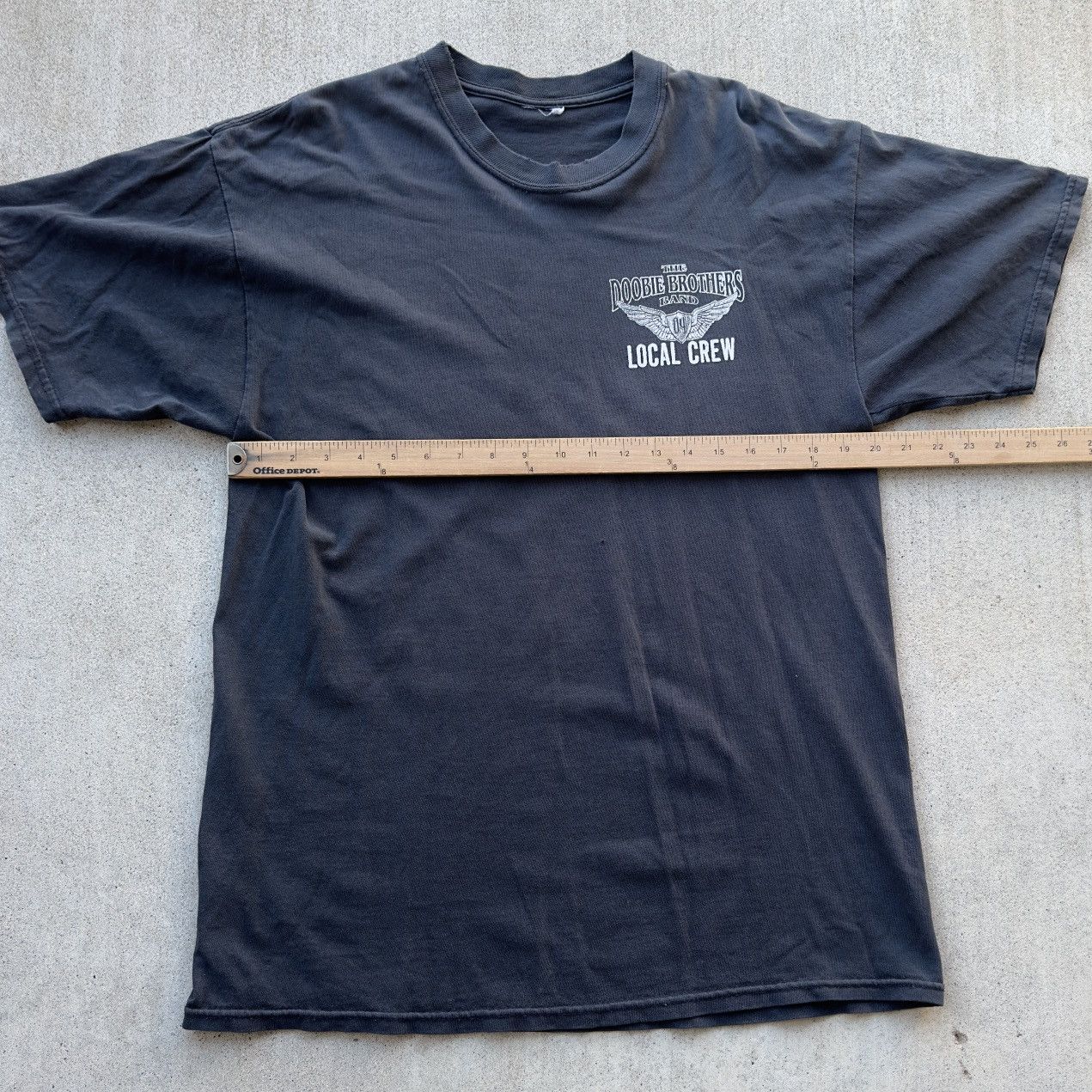 Band Tees × Vintage Vintage Doobie Brothers Concert Shirt Local Crew 04 Promo Size US XL / EU 56 / 4 - 4 Thumbnail