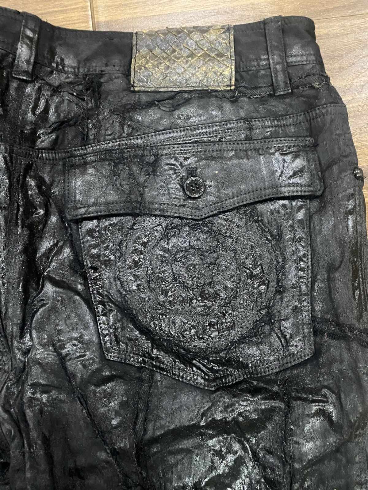 Beauty Beast KOHSHIN SATOH Crackled Jeans Size US 39 - 8 Thumbnail