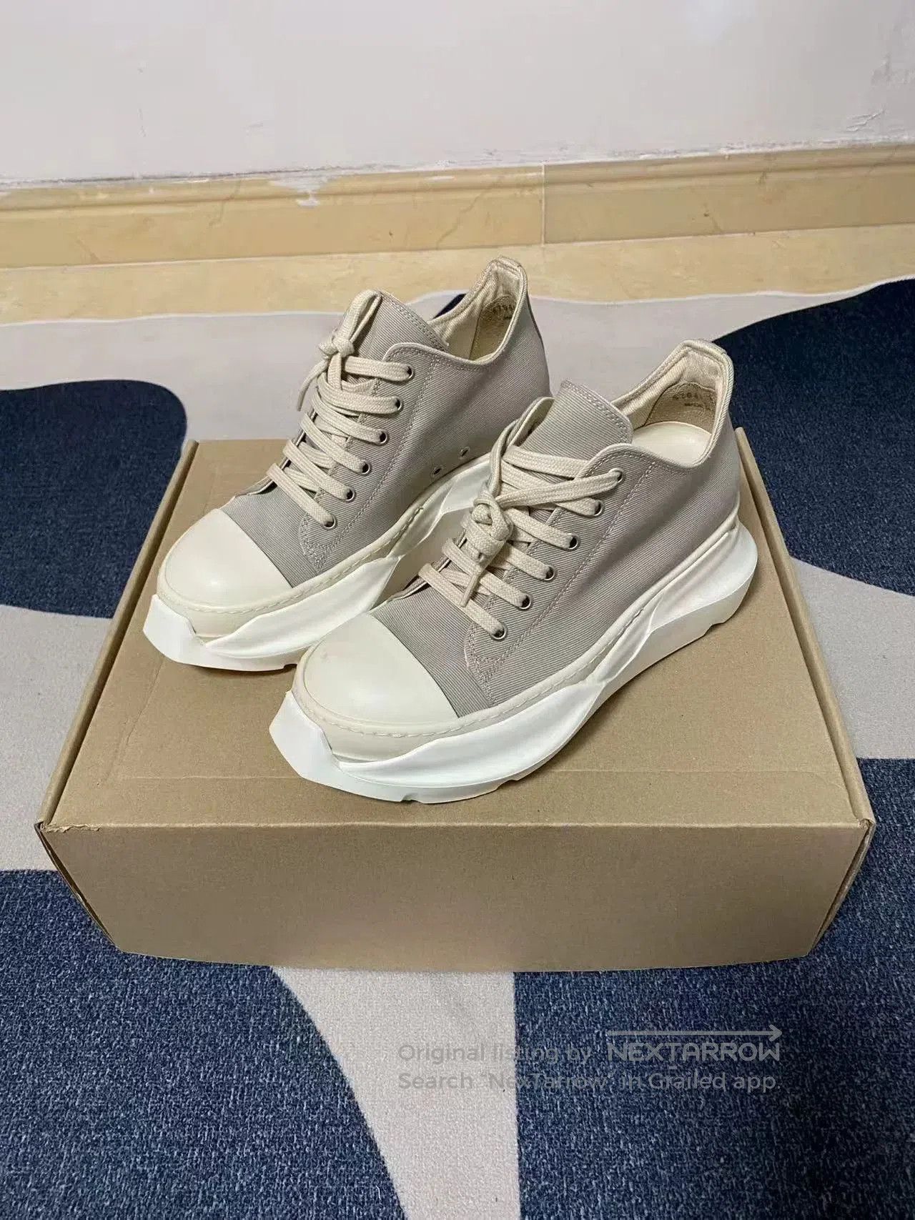 Rick Owens Rick Owens Round-Toe Low-Top Canvas Shoes. Size US 6 / EU 39 - 1 Thumbnail