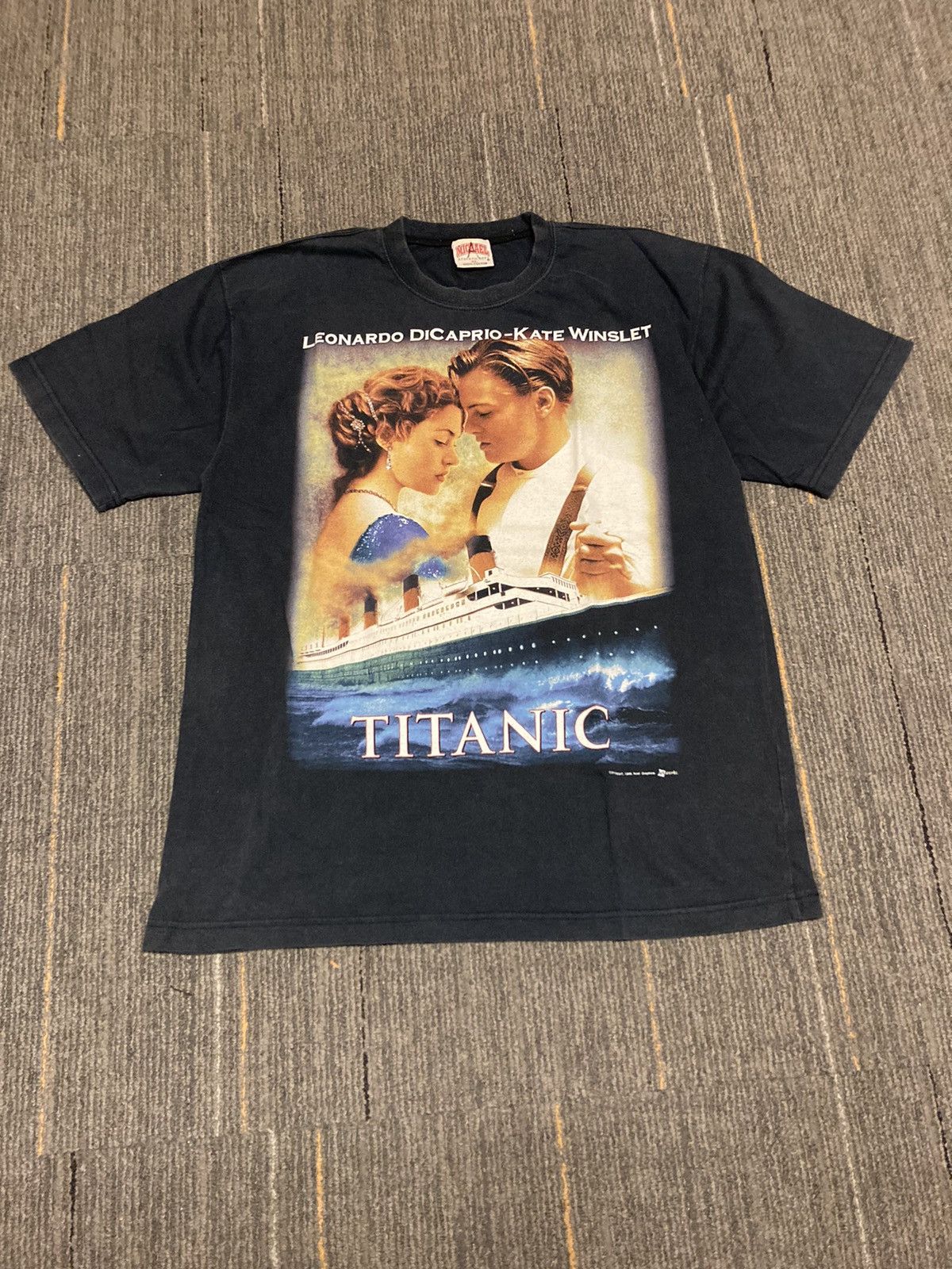 Vintage Titanic vintage 90s t shirt official promo Size US XL / EU 56 / 4 - 1 Thumbnail