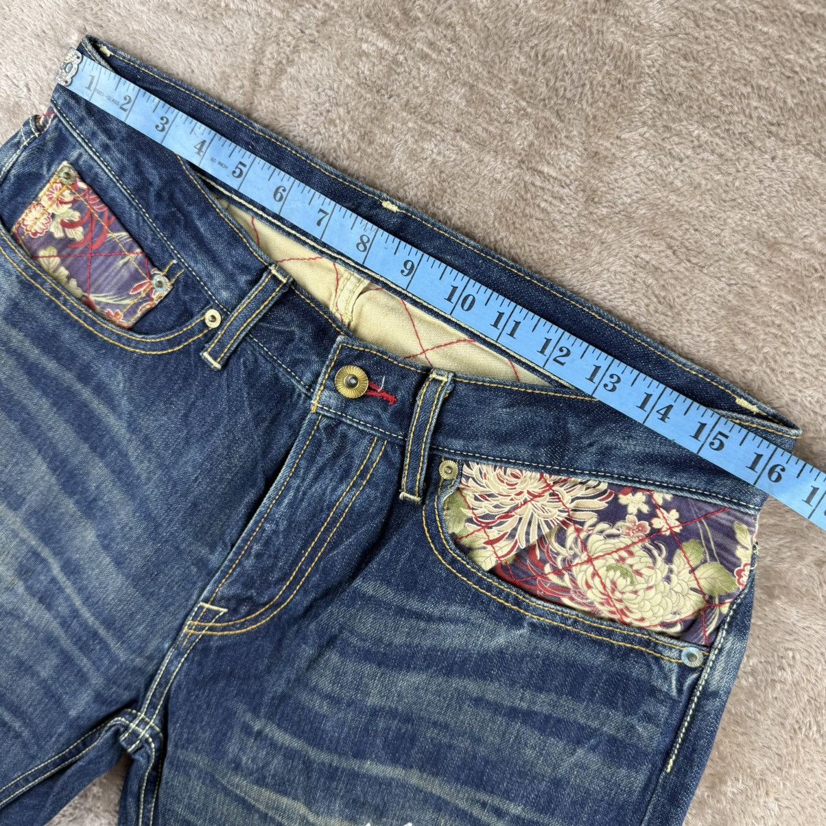 Eternal Vtg eternal jeans embroidered leg dragon art style Size US 32 / EU 48 - 12 Thumbnail