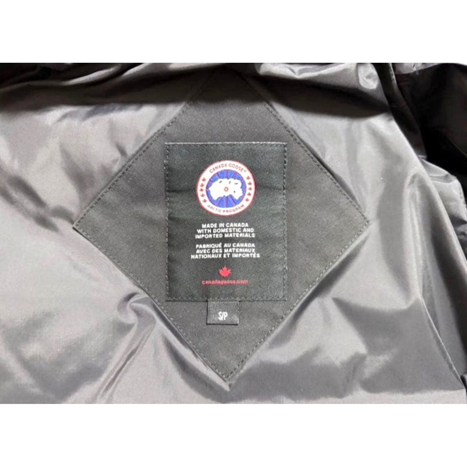 Canada Goose VINTAGE? No. Canada Goose MACKENZIE Polyester×cotton Down jacket S Ladies' Black 2302JL Soth Size M / US 6-8 / IT 42-44 - 7 Thumbnail
