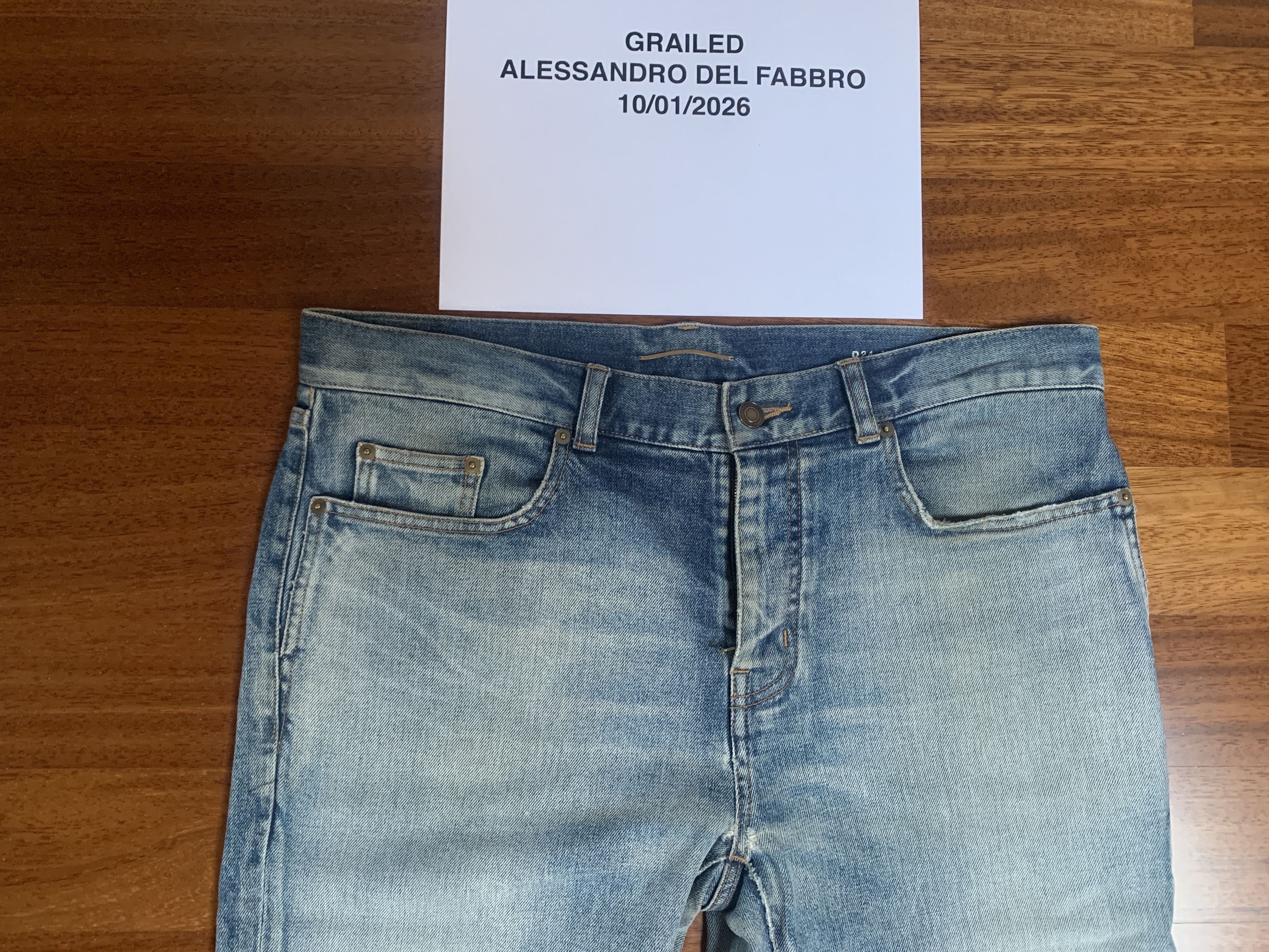 Saint Laurent Paris SAINT LAURENT PARIS D24 SKINNY JEANS IN WASHED BLUE DENIM Size US 34 / EU 50 - 2 Thumbnail
