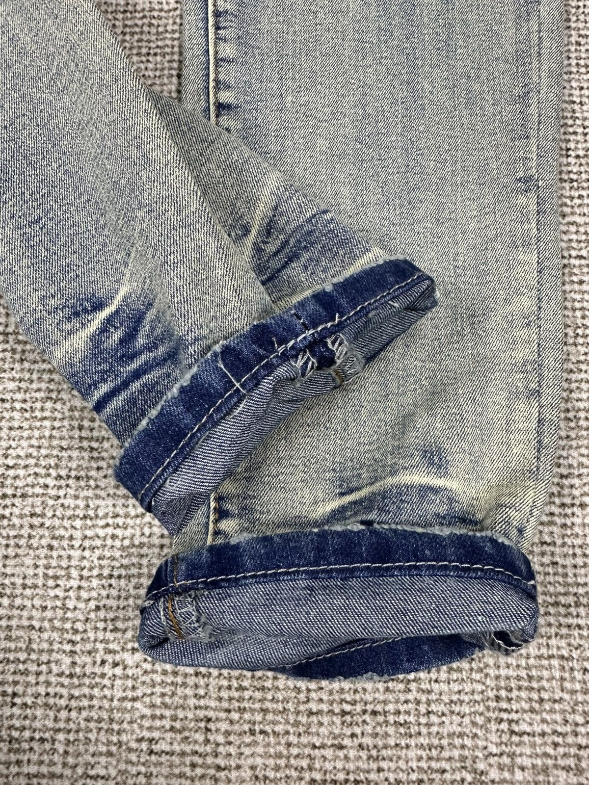 Amiri MX1 Light Blue Mineral Wash Denim W32 D763