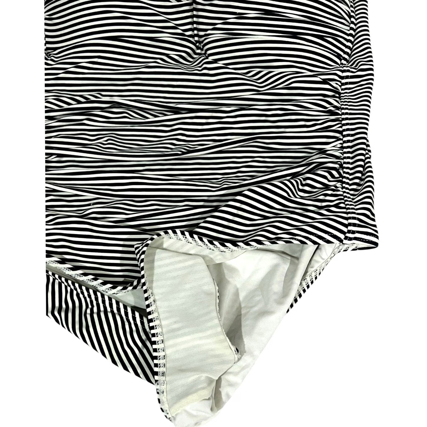 Vintage NIP TUCK SWIM Joanne One-Piece Swimsuit Black Stripe Size 12 Sorrento Slimming - Regular, Women, Nylon Spandex, Striped, Black, 12, preowned, swimsuit Size ONE SIZE - 7 Thumbnail
