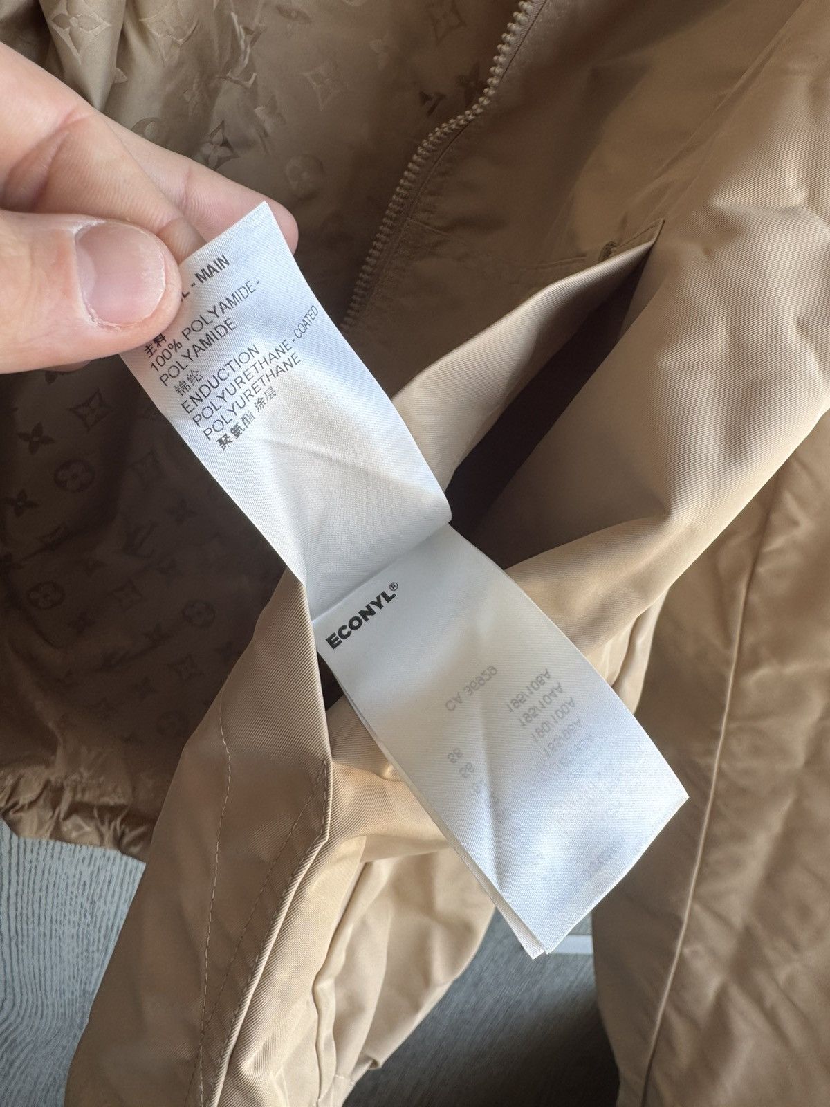 Louis Vuitton LOUIS VUITTON Monogram Reversible Nylon Windbreaker Size US L / EU 52-54 / 3 - 17 Thumbnail