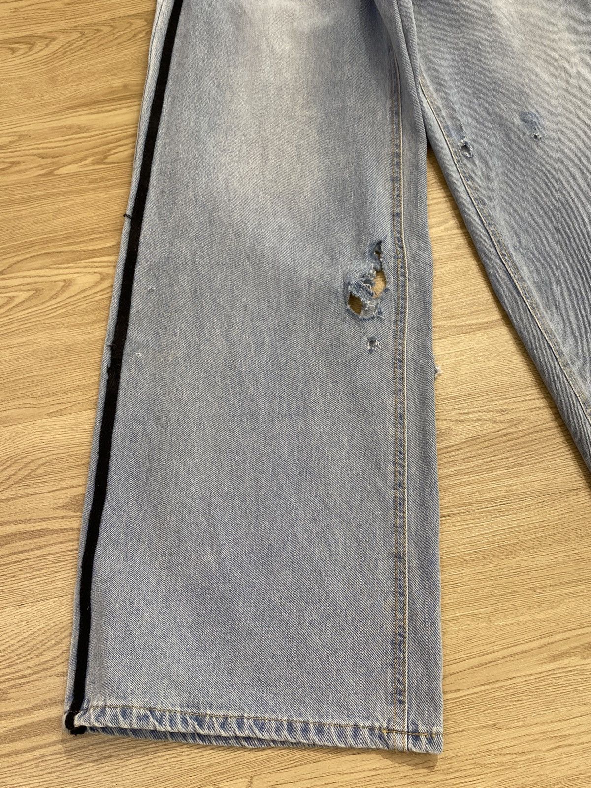 Japanese Brand Vintage Japanese Brand Blue Wash Style Side Line Jeans Size 26" / US 2 / IT 38 - 7 Thumbnail