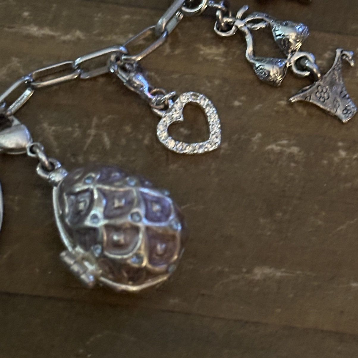 Other Silver tone loaded charm bracelet Size ONE SIZE - 4 Thumbnail