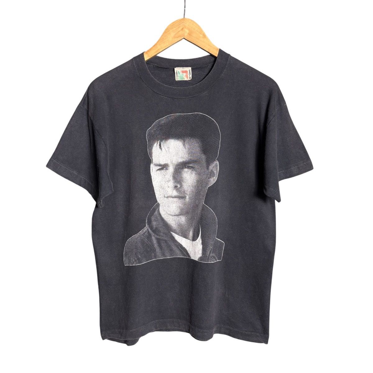 Vintage Vintage 80s Tom Cruise Top Gun Movie T-Shirt / Photo Graphic Size US M / EU 48-50 / 2 - 1 Thumbnail