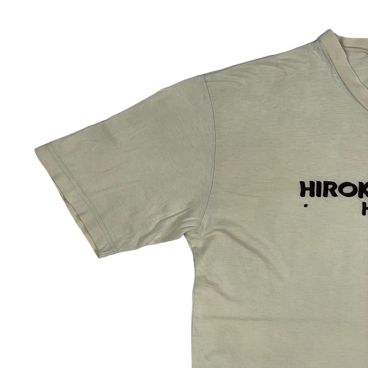 Hiroko Koshino Homme 🔥LAST PRICE🔥 Vintage Hiroko Koshino Homme BeigeTee Size US L / EU 52-54 / 3 - 2 Thumbnail