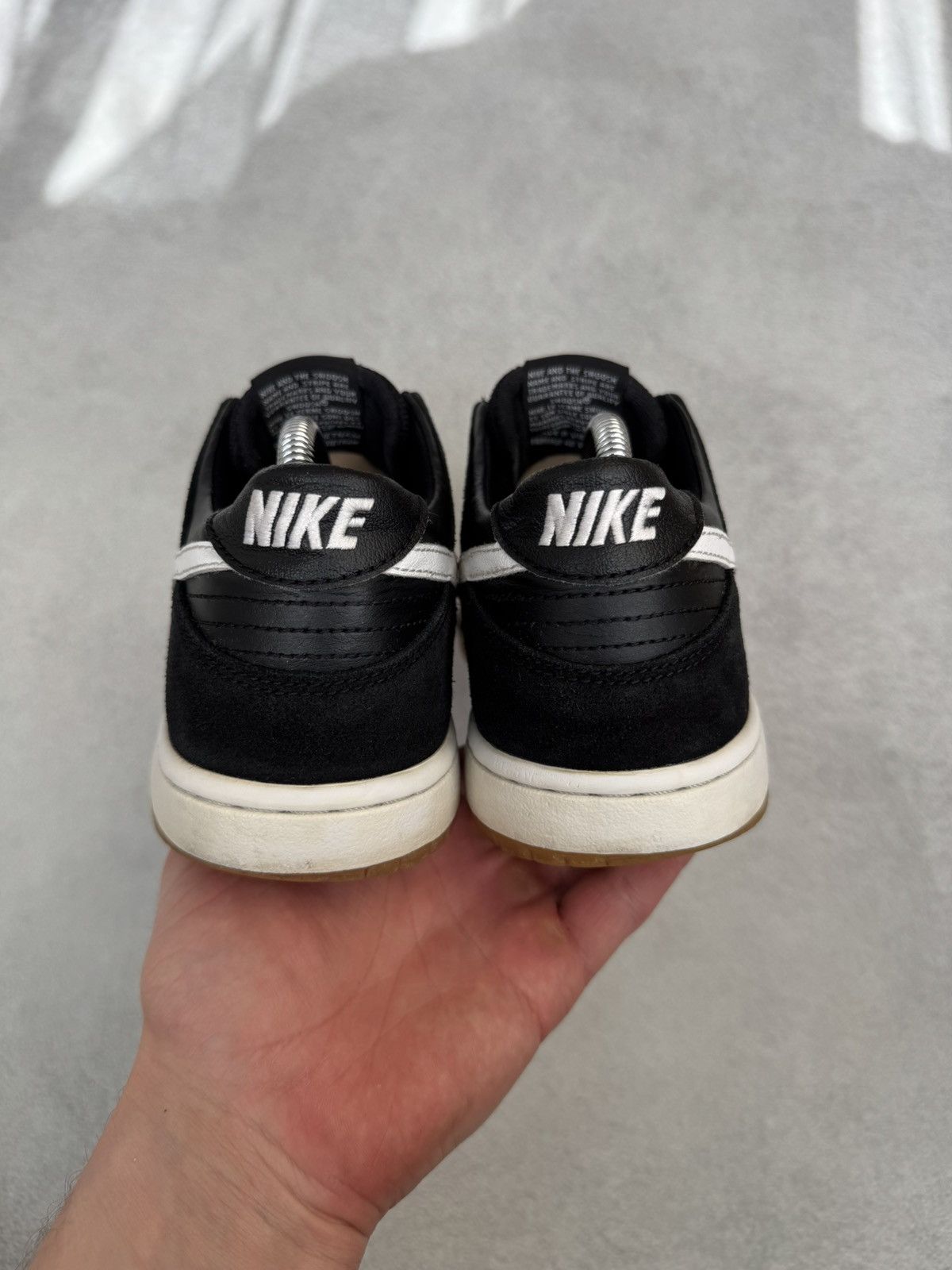 Nike SB Vintage Nike Zoom Dunk Pro SB Low Black Gum US8 854866-019 Size US 8 / EU 41 - 4 Thumbnail