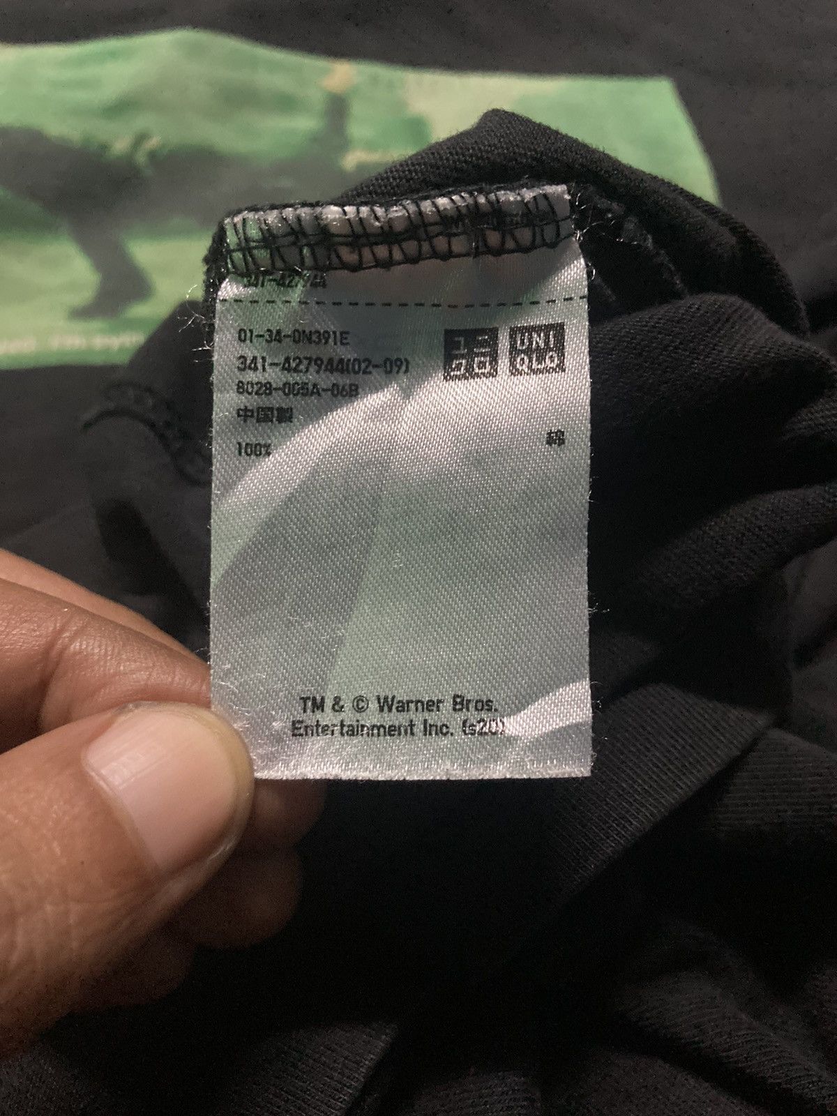 Uniqlo × Warner Bros UT x The Matrix Box Logo Movie Tee Size US L / EU 52-54 / 3 - 9 Thumbnail