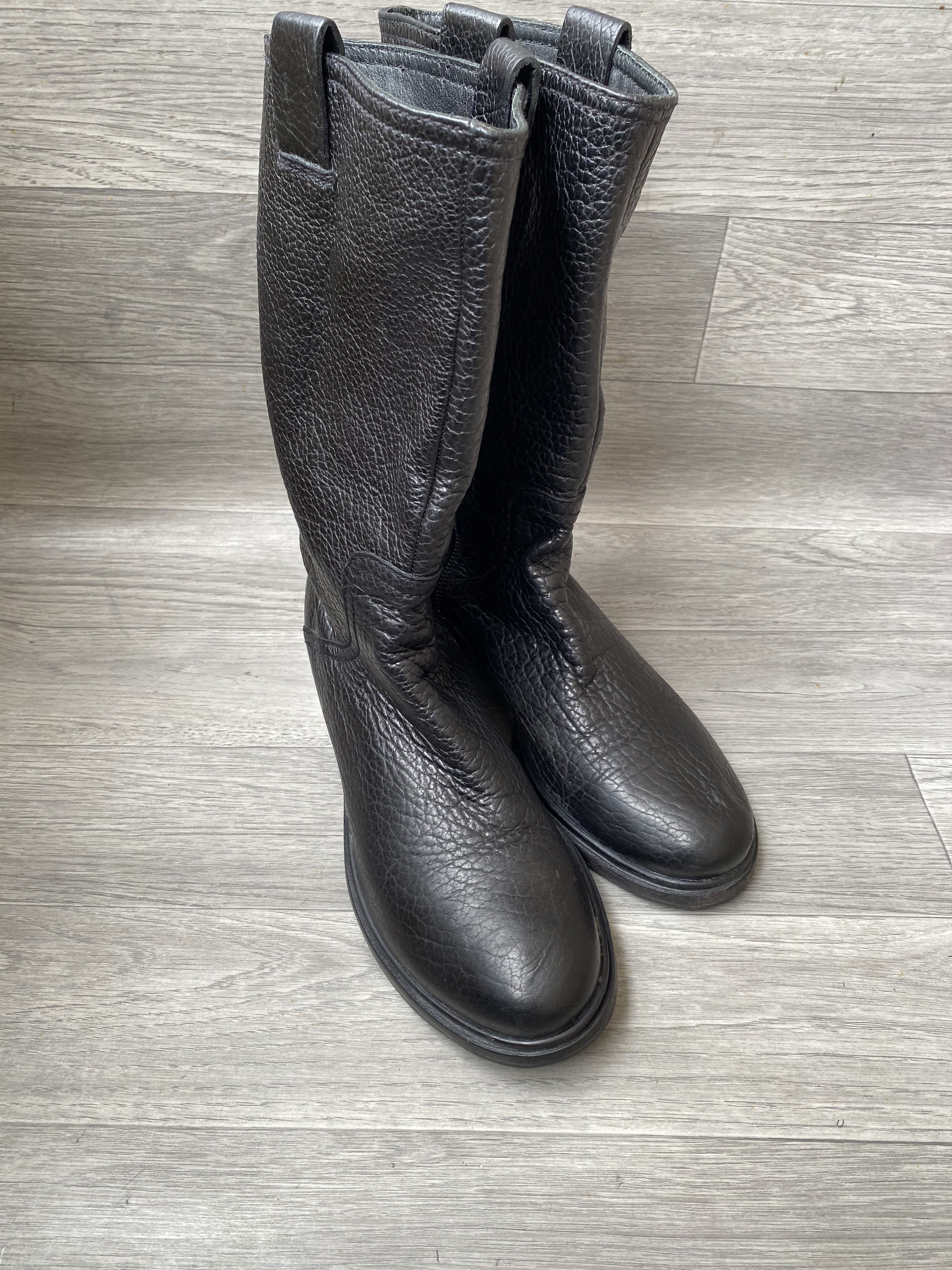 Miu Miu Miu miu x prada pebble grain pull on boots sz 41 Size US 10.5 / IT 40.5 - 8 Thumbnail