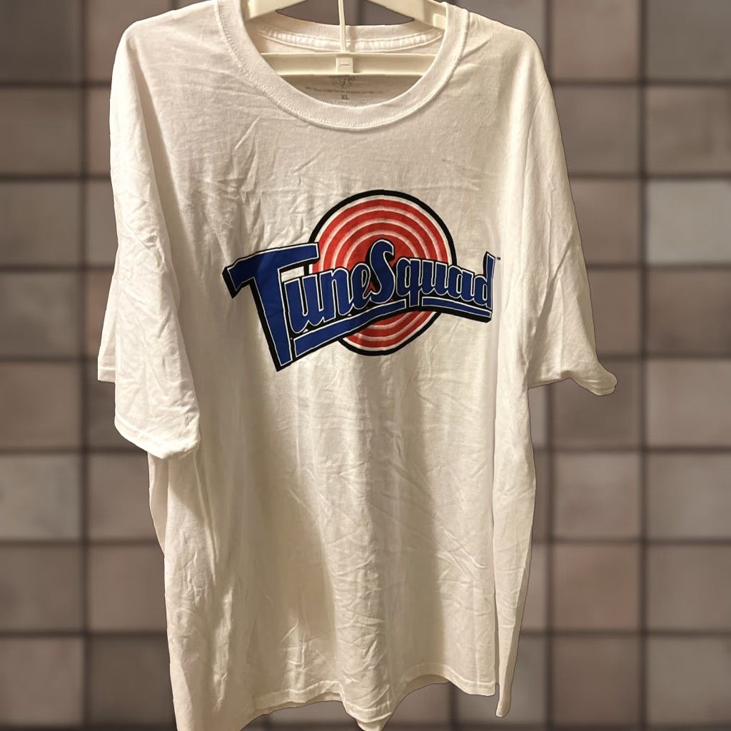 Vintage VINTAGE Space Jam Tune Squad Graphic T-Shirt Adult XL White 90s Cartoon Movie Sports Mens Size US XL / EU 56 / 4 - 1 Thumbnail