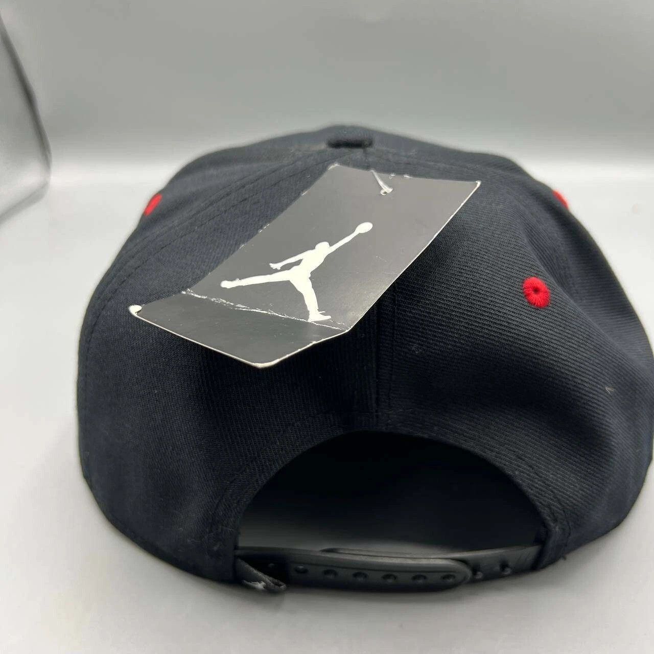 Jordan Brand Air Jordan 13 XIII Bred Hat Men Embroidered Snap Back Cap Size ONE SIZE - 4 Thumbnail