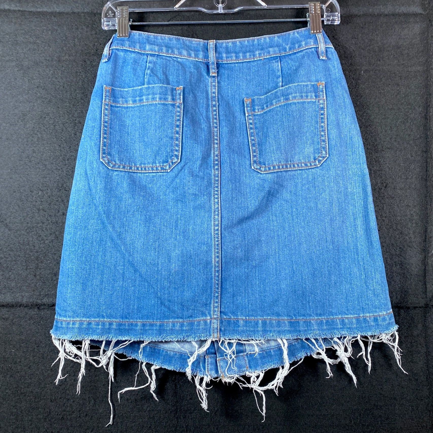 Loft Loft Denim Skirt Blue Button Front 100% Cotton Petite 6P Mini Front Pockets Frayed Raw Hem Casual Womens Size 28" / US 6 / IT 42 - 7 Thumbnail