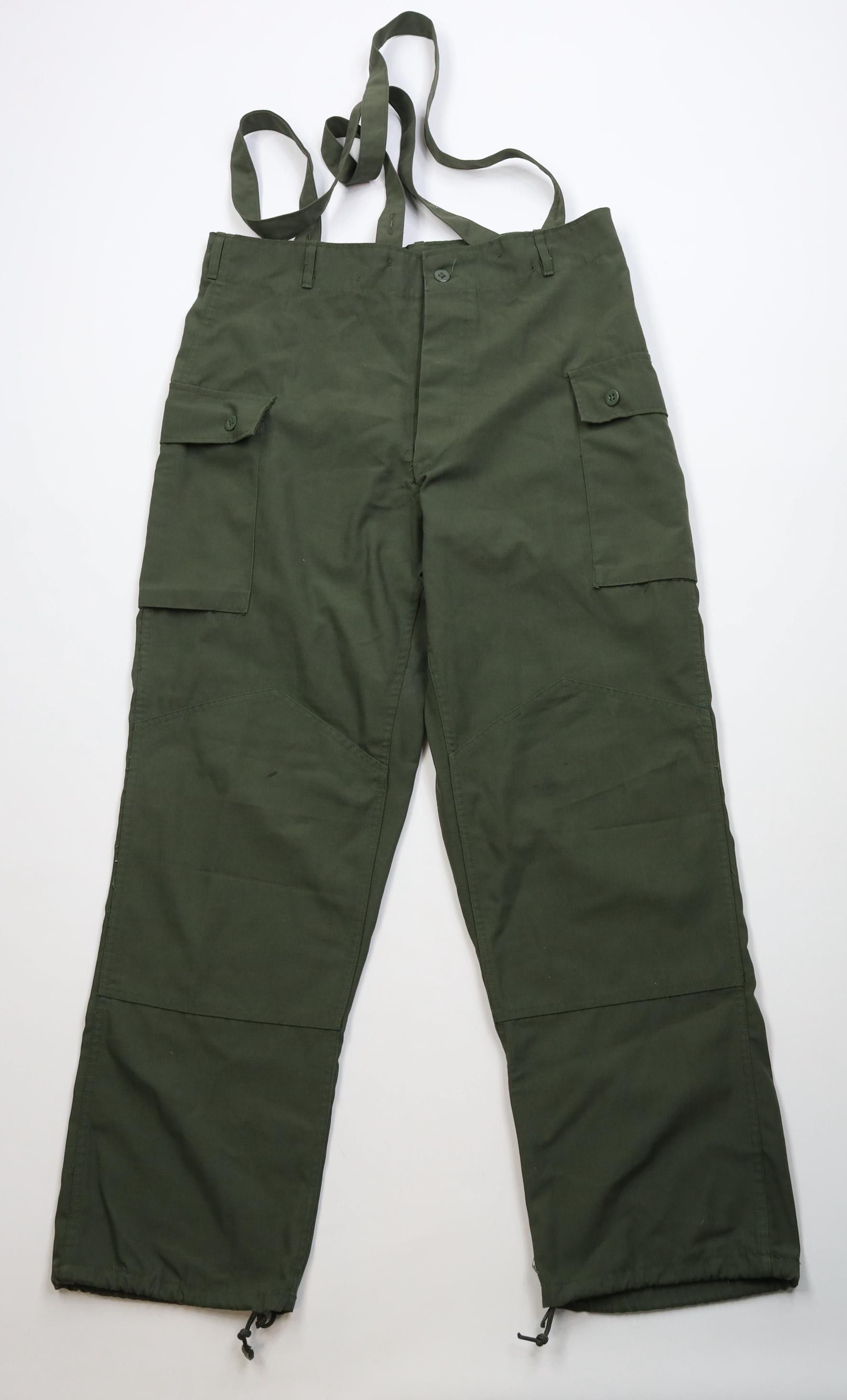 Vintage Vintage 80s ROK Korea Military Wide Leg Cargo Pants Overalls Size US 36 / EU 52 - 1 Thumbnail