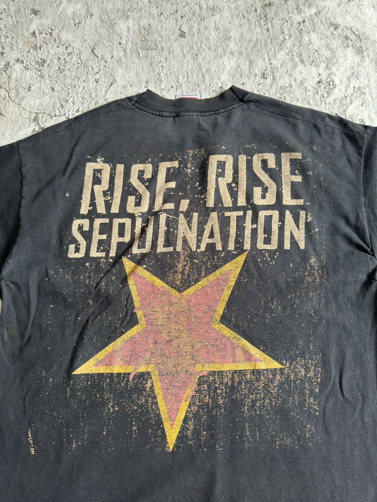Band Tees × Rage Against The Machine × Vintage 2000s Rise Against The Machine RATM Tee Size US L / EU 52-54 / 3 - 9 Thumbnail