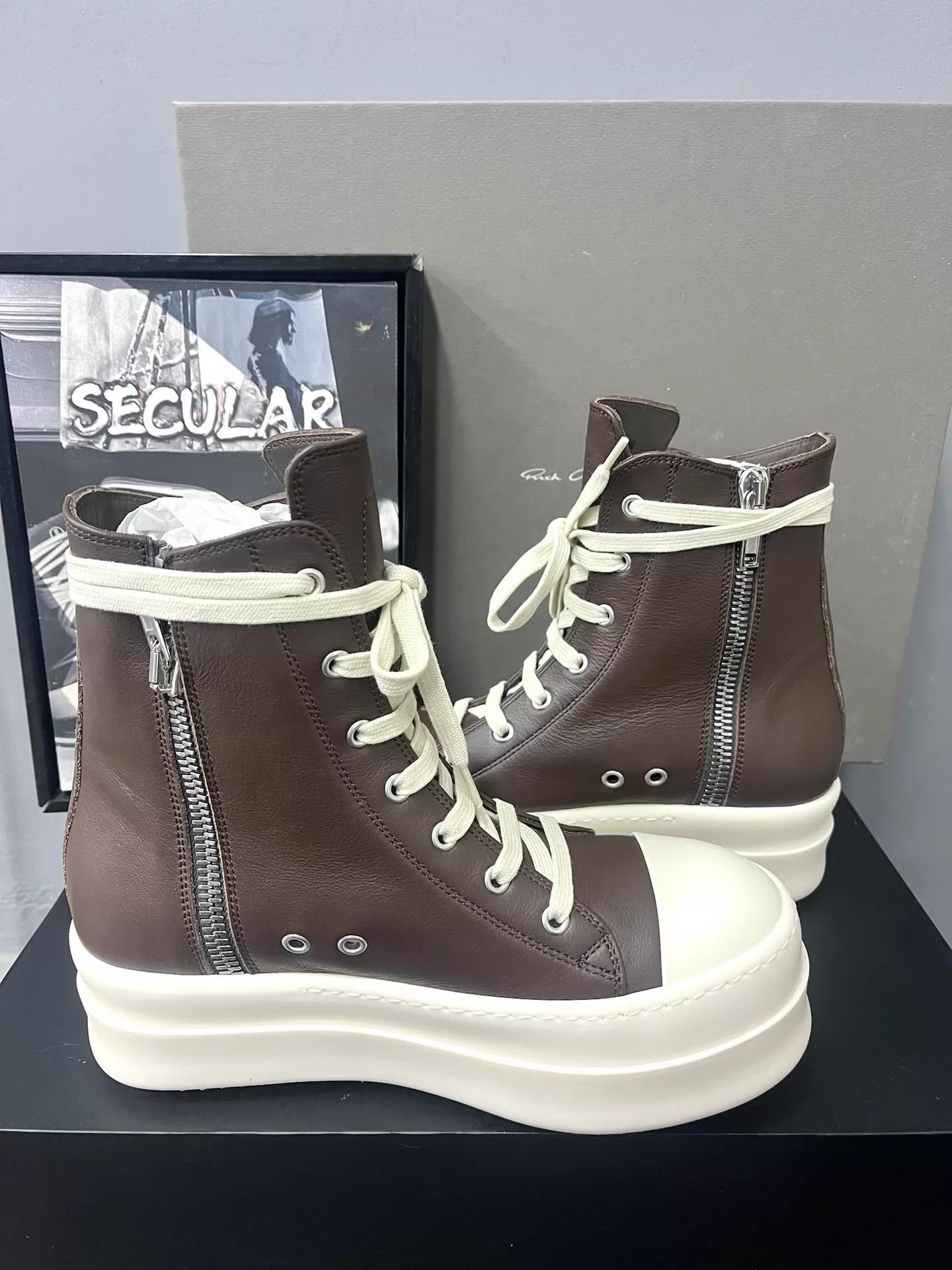Rick Owens Rick Owens 26SS Cocoa Leather High-Top Sneakers K34 Size US 6 / IT 36 - 2 Thumbnail