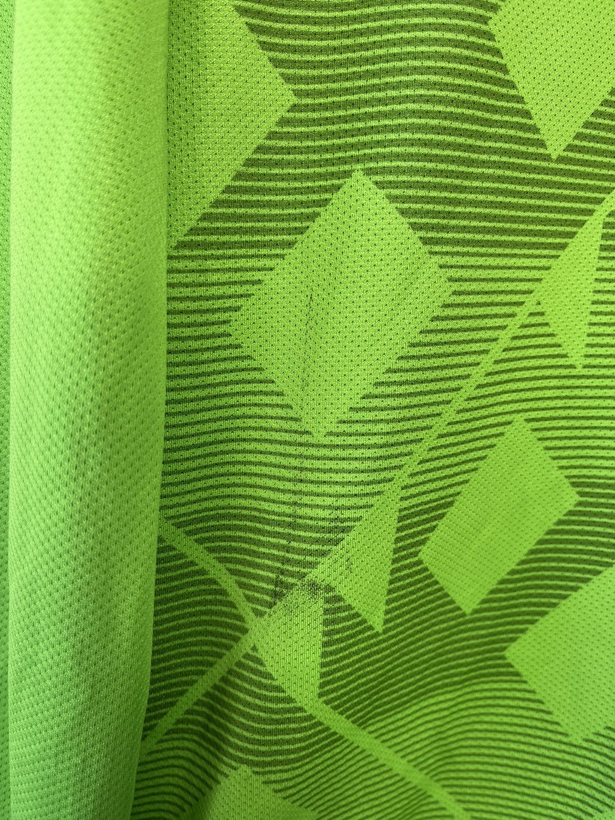 Nike Nike Celtic Glasgow 2010/11 Away Kit Football Jersey (A) Size US S / EU 44-46 / 1 - 5 Thumbnail