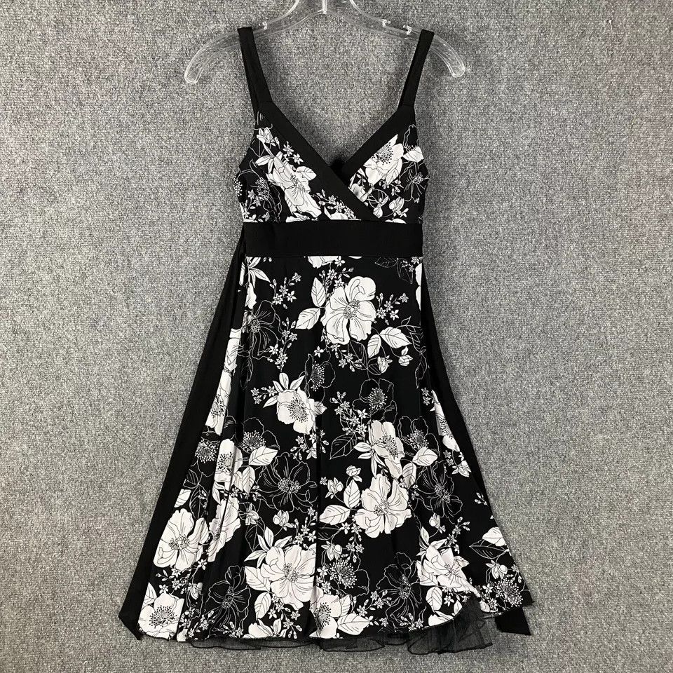 Other Trixxi Dress Women's Small A-Line Floral Black White S Size S / US 4 / IT 40 - 1 Thumbnail