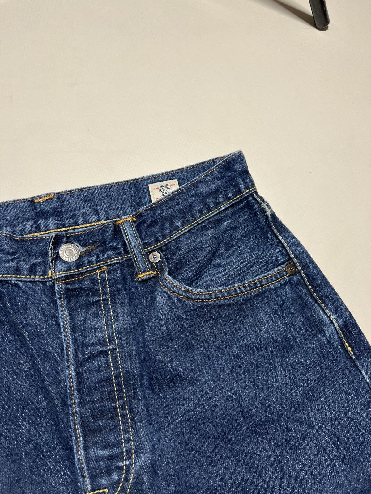 Levi's Vintage Clothing Vintage Levi’s 501 WhiteOak ConeDenim Selvedge VStitch Jeans Size US 30 / EU 46 - 13 Thumbnail