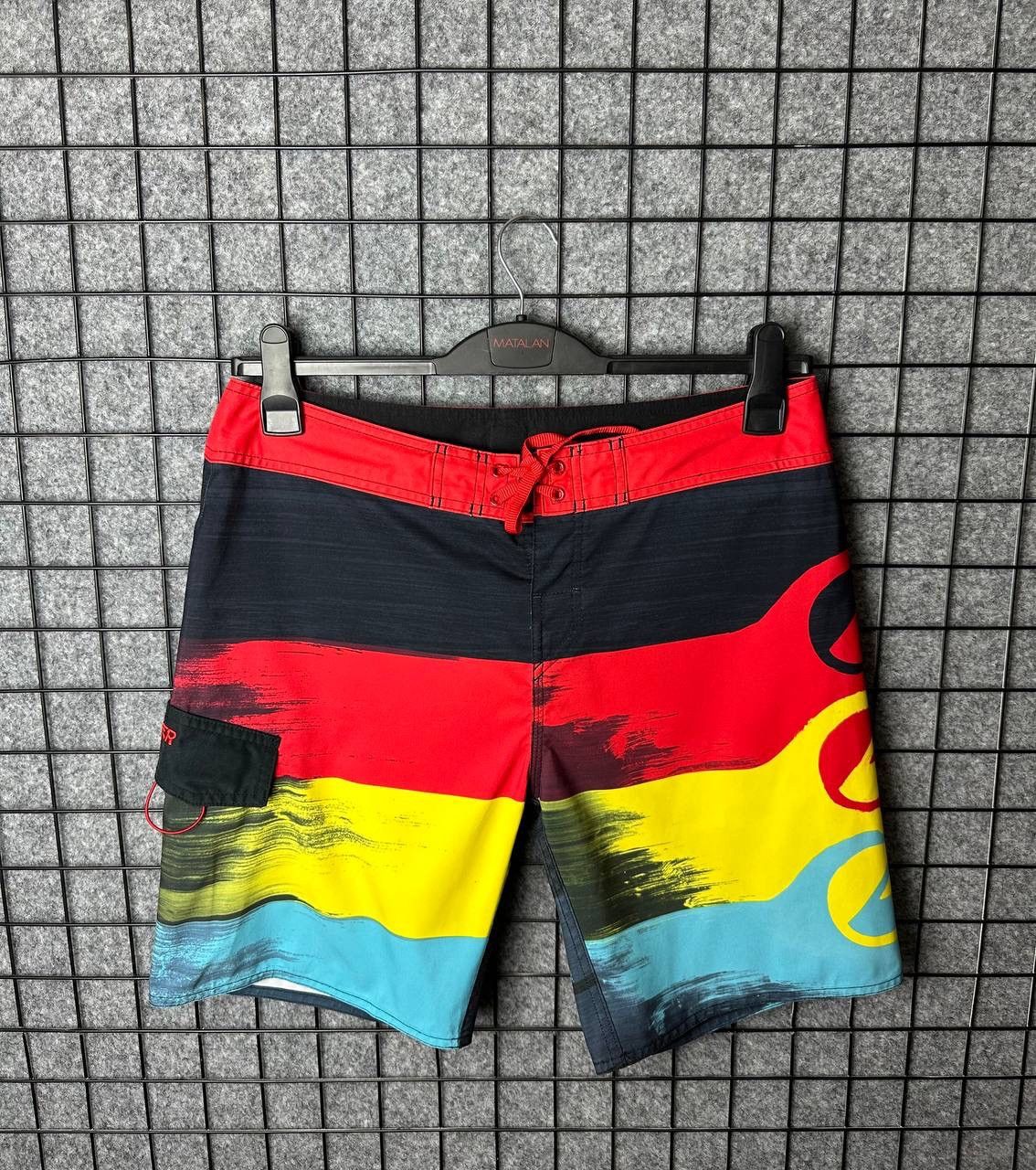 Quiksilver Quiksilver shorts swimming size 32 Size US 32 / EU 48 - 1 Thumbnail