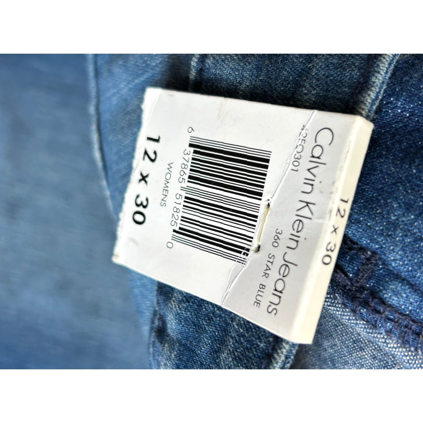 Calvin Klein Calvin Klein Jeans Ultimate Skinny Womens 12 Jeans 30 Blue Slim Fits 5-Pocket Logo ClassicCore Minimalist Fashion Denim Stretch Skinny 360 Star Blue Size 34" / US 12 / IT 48 - 6 Thumbnail
