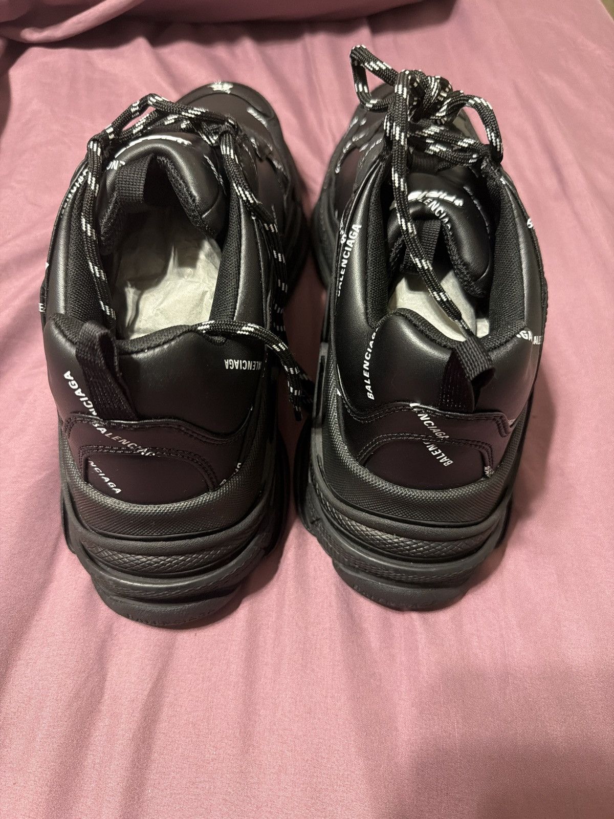 Balenciaga Balenciaga TrackshoePrint – 12– Retail $1,500 – Box Included Size US 12 / EU 45 - 4 Thumbnail