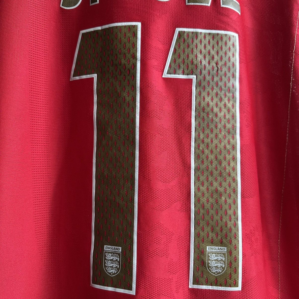 Umbro J. Cole #11 Vintage England 2006/08 Soccer Jersey Umbro Size US M / EU 48-50 / 2 - 5 Thumbnail