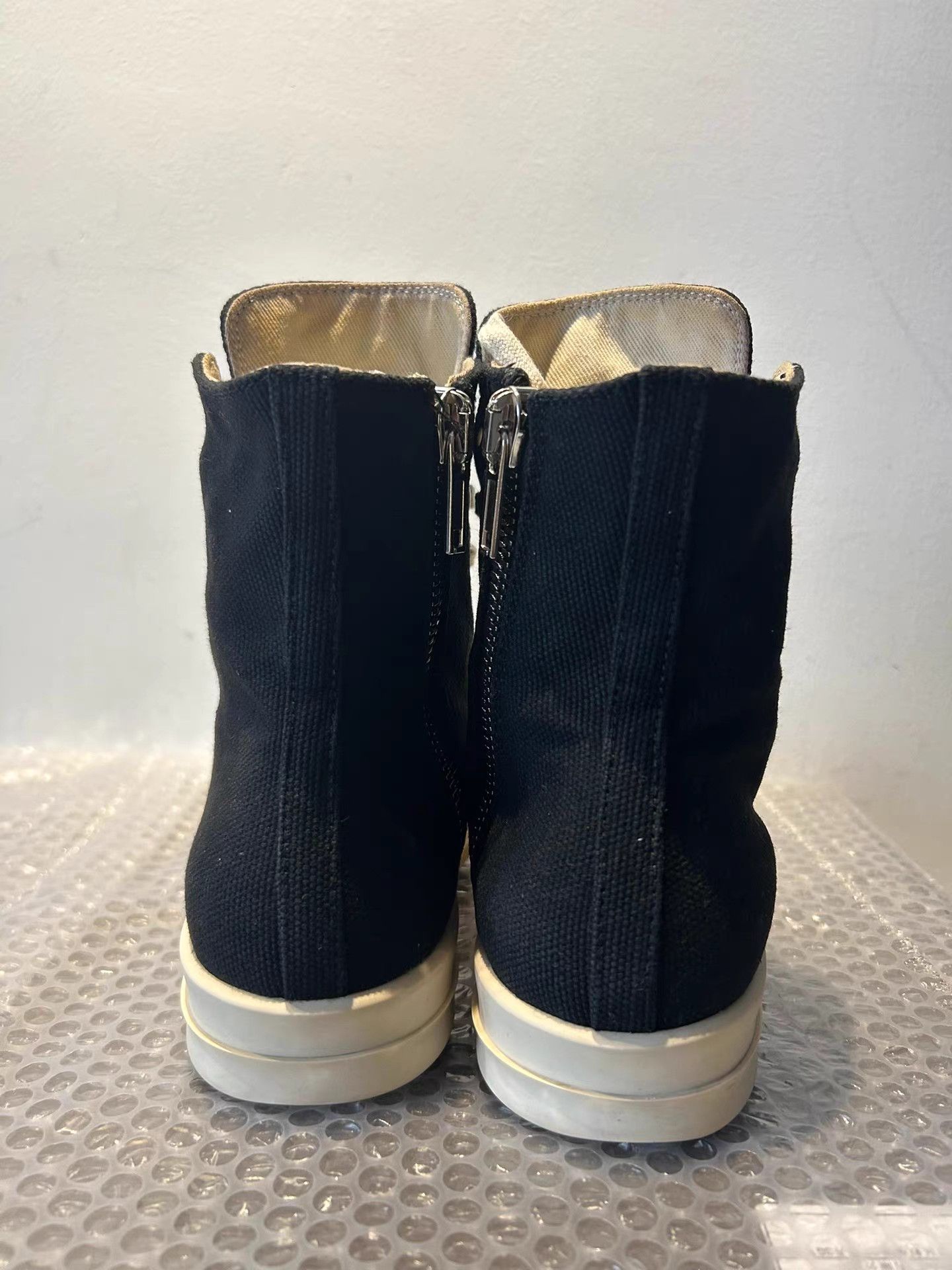 Rick Owens Rick Owens DRKSHDW enlarged Converse Size US 7.5 / IT 37.5 - 4 Thumbnail