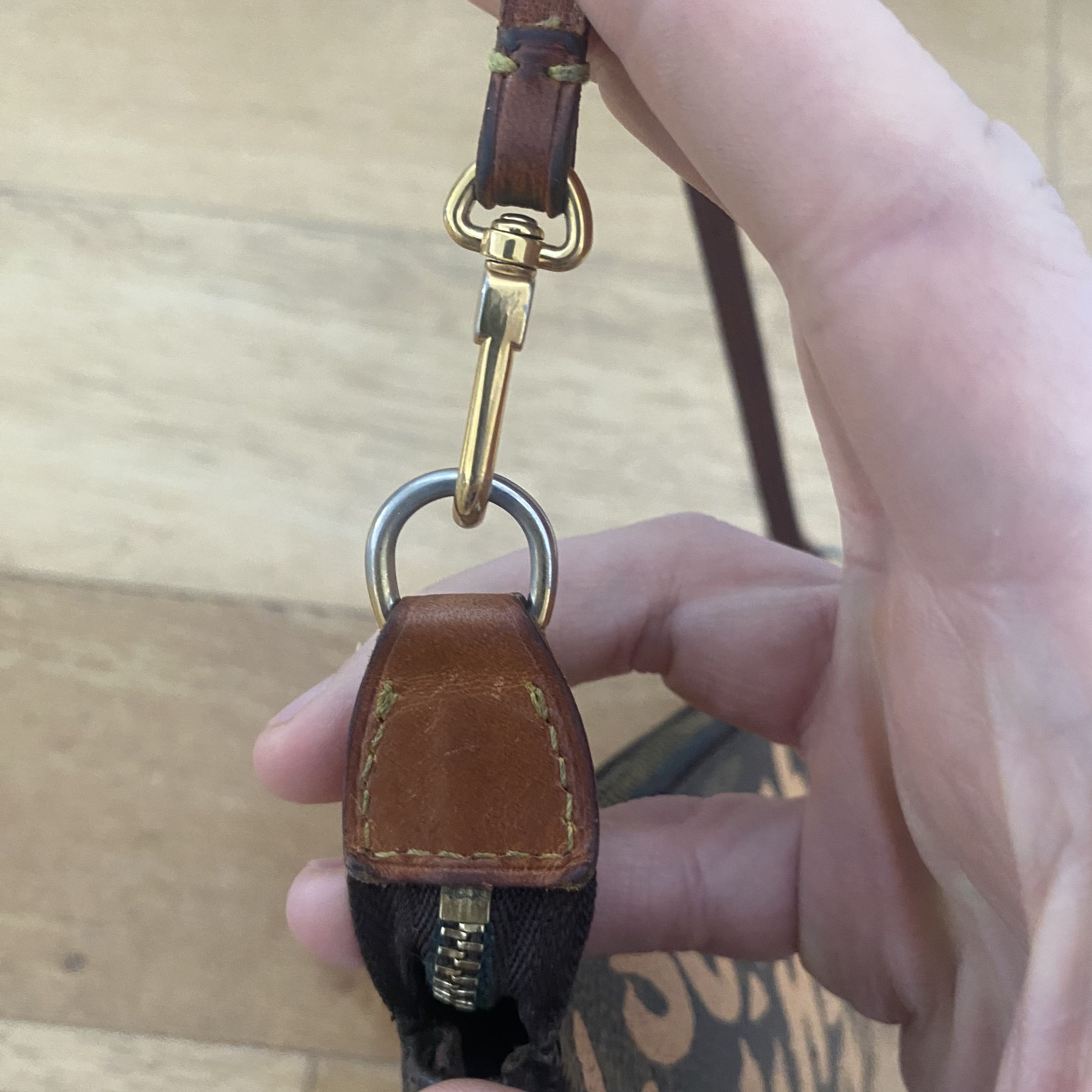 Louis Vuitton Louis Vuitton Stephen Sprouse Graffiti Pochette Monogram Size ONE SIZE - 3 Thumbnail