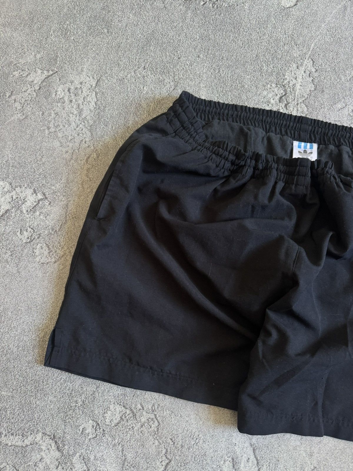 Adidas Adidas M/size vintage shorts 🩳 90s casual retro sprinter Size US 32 / EU 48 - 2 Thumbnail
