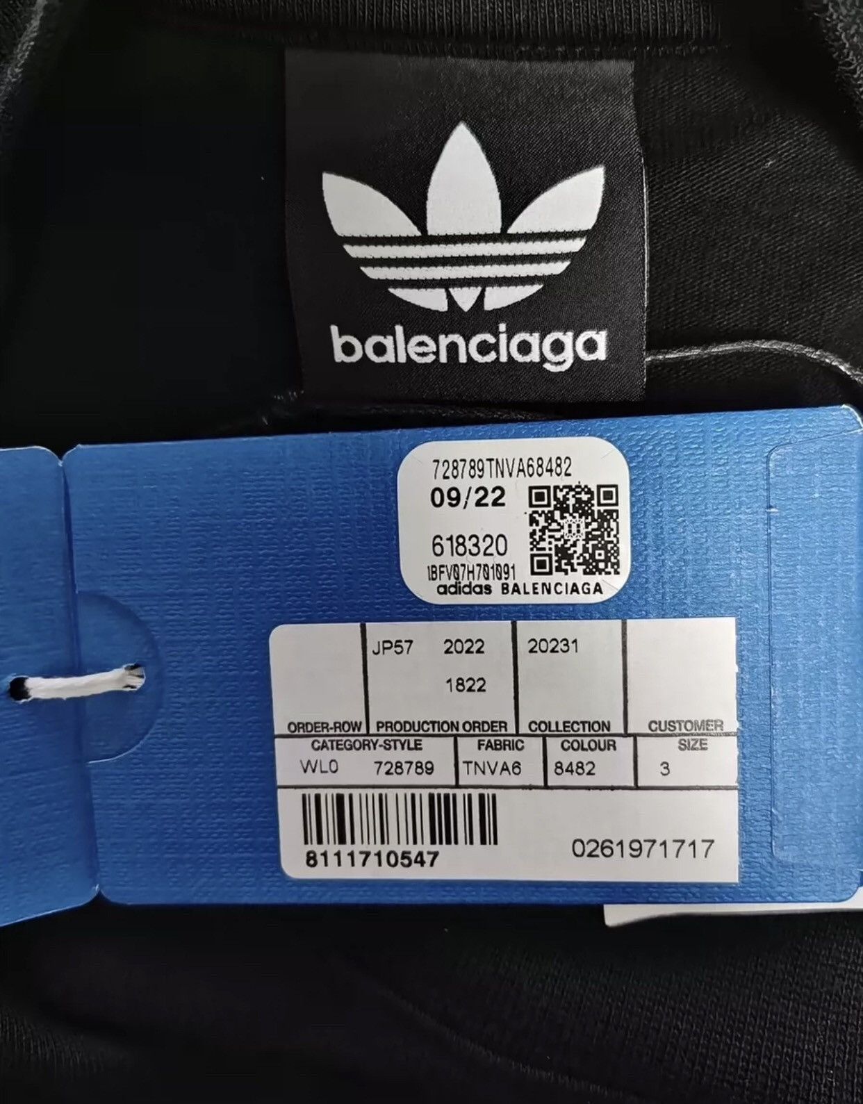Balenciaga Balenciaga23ss Adidas Joint New York Show Long Sleeve Size US XL / EU 56 / 4 - 4 Thumbnail
