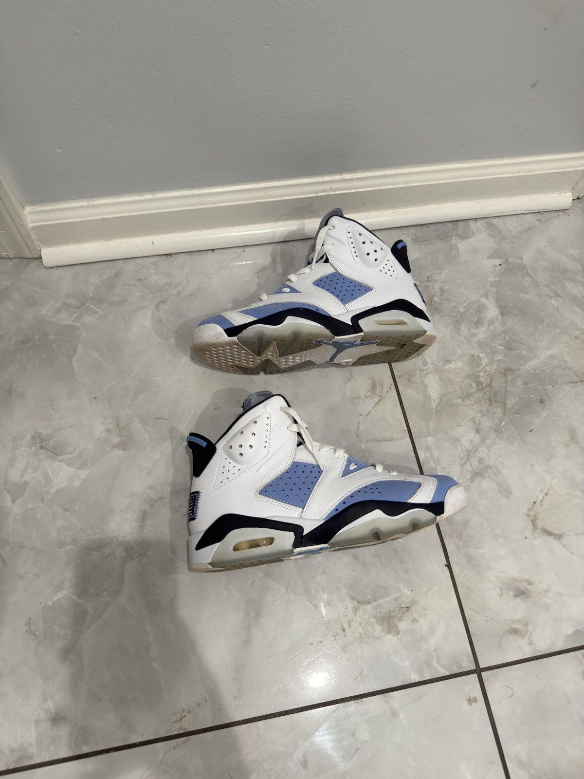 Jordan Brand Jordan 6 UNC Size US 9 / EU 42 - 1 Thumbnail