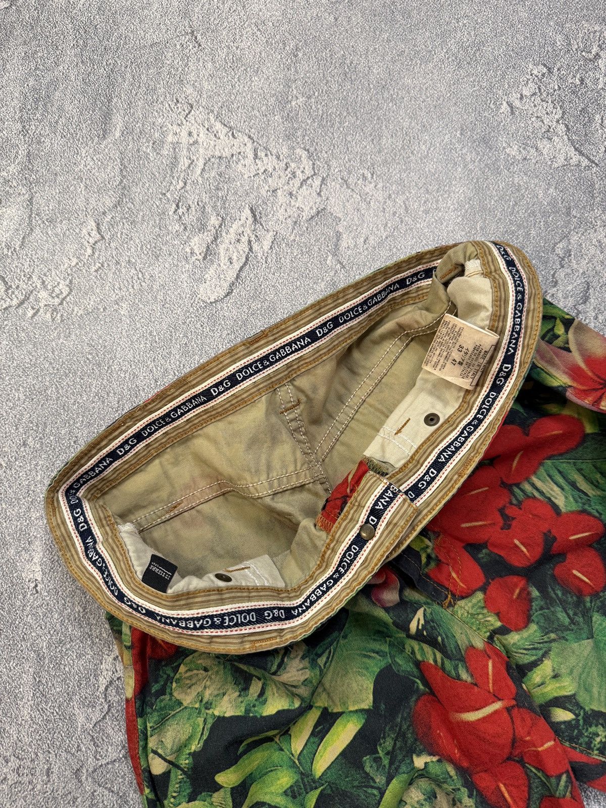 Dolce & Gabbana Dolce and Gabbana - SS ‘03- Full Print Floral Pants Size US 33 - 11 Thumbnail