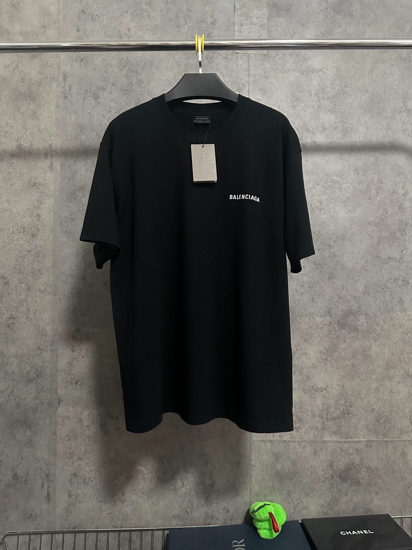 Balenciaga Balenciaga Short-Sleeve Logo Print T-Shirt Size US M / EU 48-50 / 2 - 1 Thumbnail