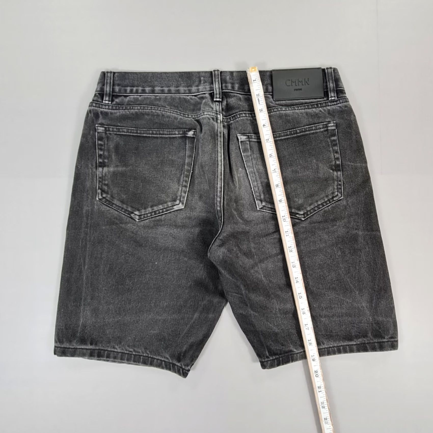 CMMN SWDN CMMN SWDN Mens Denim Shorts Grey W32 Cotton Summer Bermuda Slim 5-Pocket Design Button Fly Casual Men Size US 32 / EU 48 - 4 Thumbnail