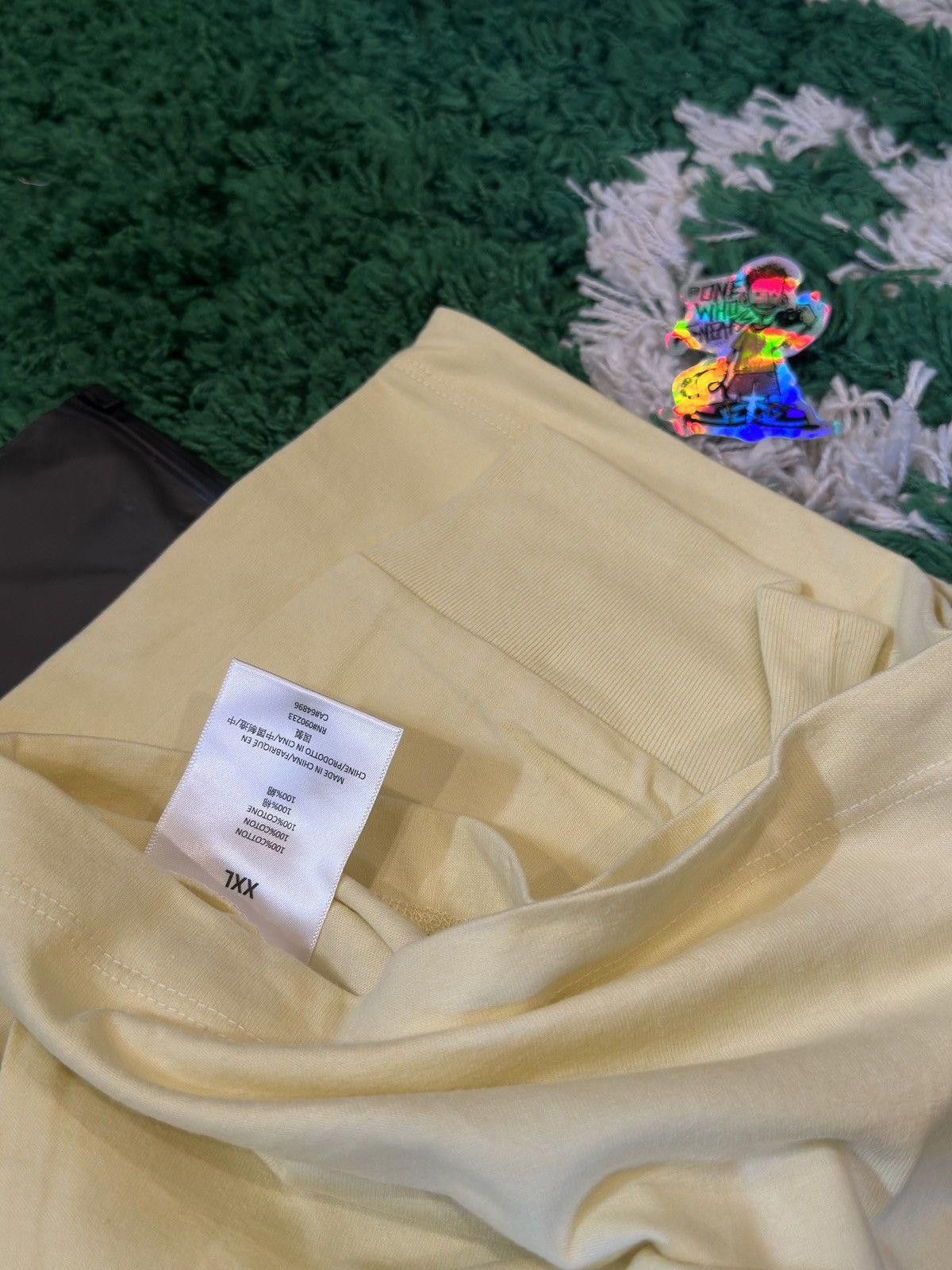 Fear of God Fear of God Essentials L/S Tee Canary Size XXL Size US XXL / EU 58 / 5 - 10 Thumbnail