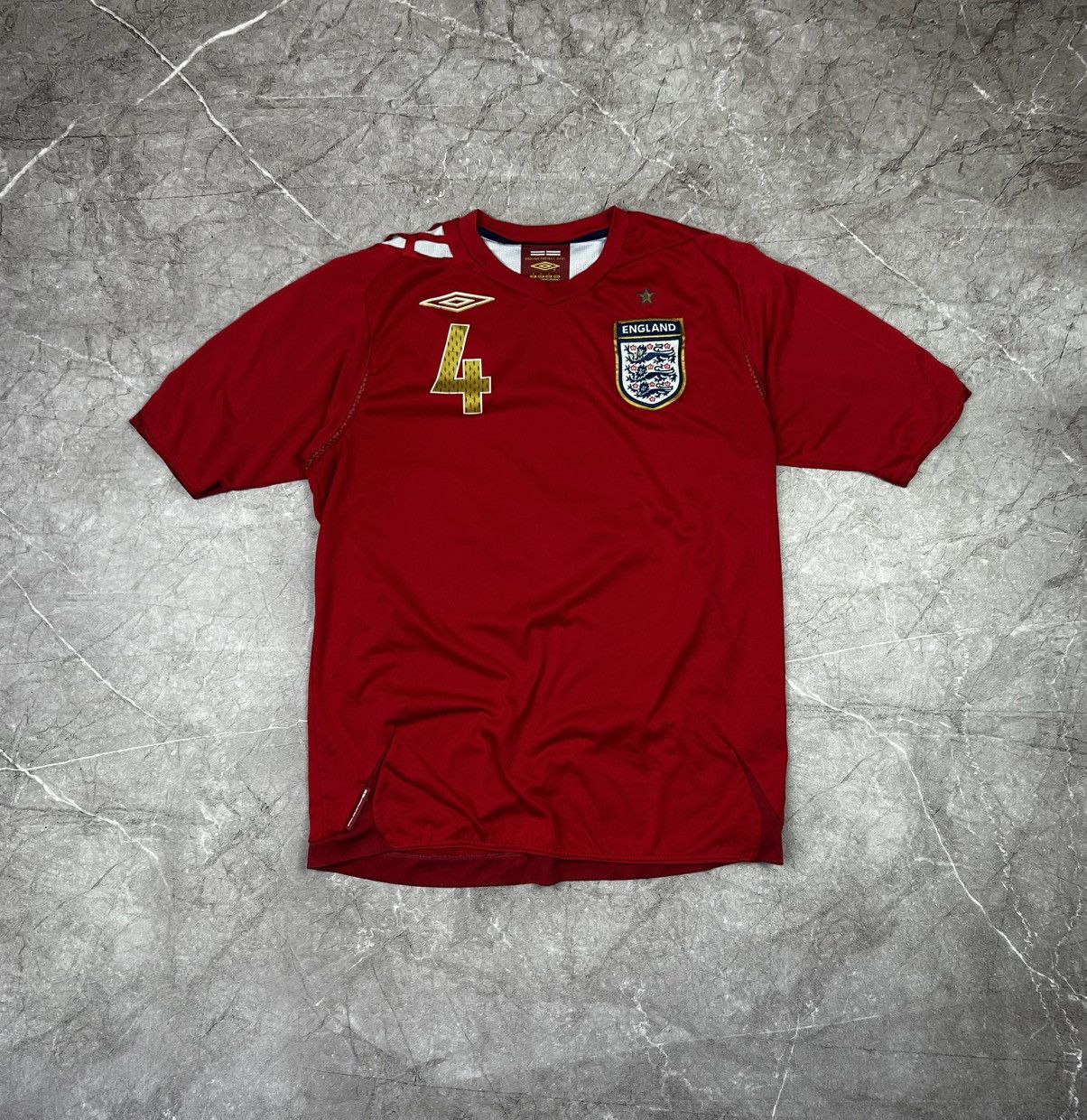 Umbro × Vintage VINTAGE ENGLAND GERRARD #4 SOCCER JERSEY FOOTBALL SHIRT Size US M / EU 48-50 / 2 - 2 Thumbnail