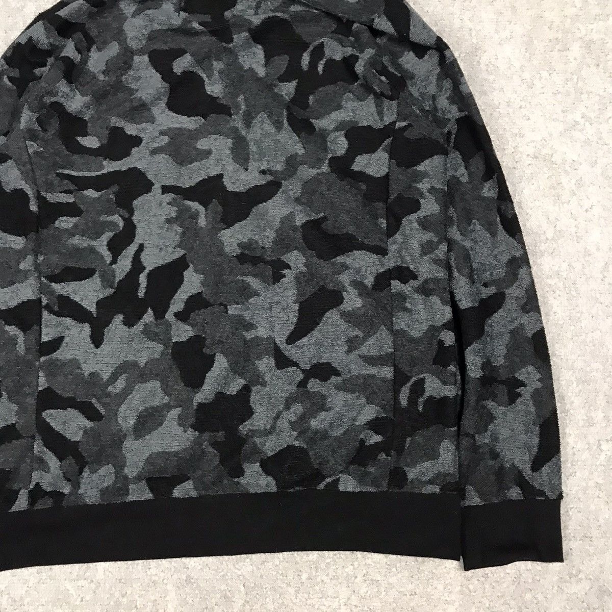 Japanese Brand × Le Grande Bleu (L.G.B.) × MOUSSY MOUSSY BLACK CAMO HOODIES PUNK ZIPPER JACKET Size US L / EU 52-54 / 3 - 10 Thumbnail