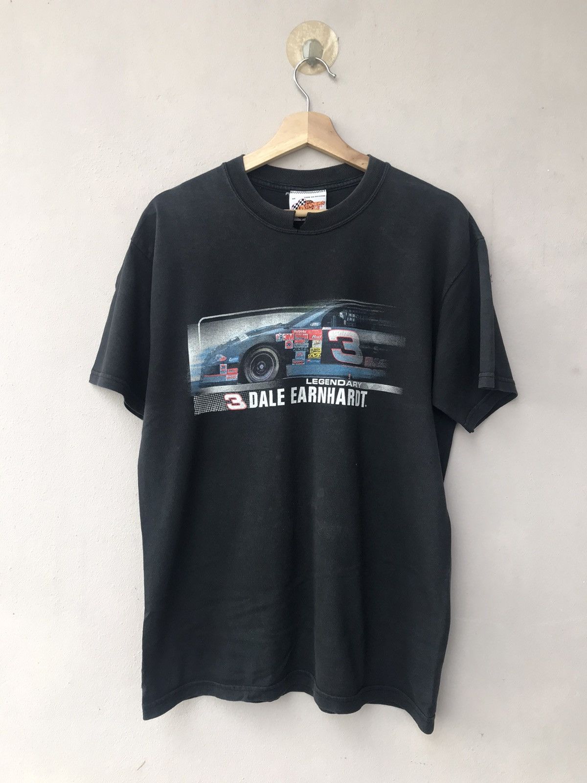 Vintage VINTAGE DISTRESSED NASCAR DALE EARNHARDT TEE racing team Size US M / EU 48-50 / 2 - 1 Thumbnail