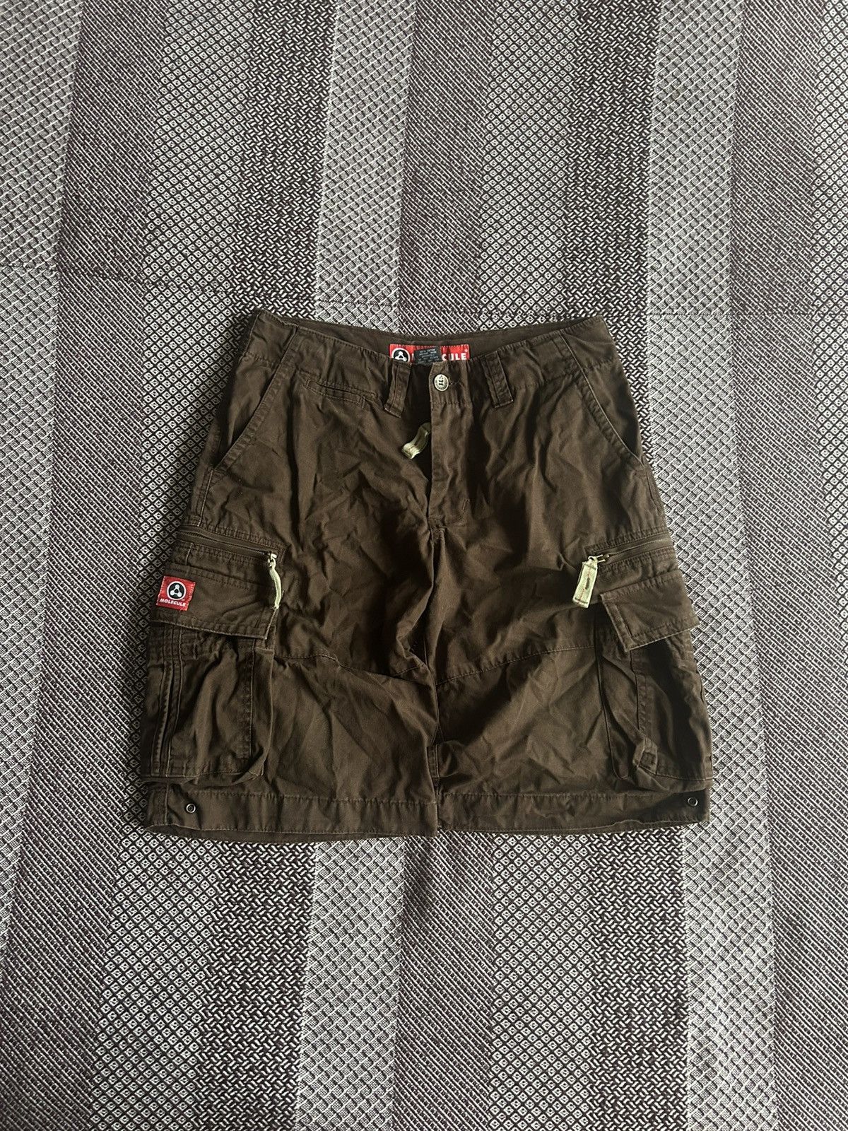 Vintage Vintage Molecule Cargo Shorts Y2K Japanese Style Size M-L Size US 34 / EU 50 - 1 Thumbnail