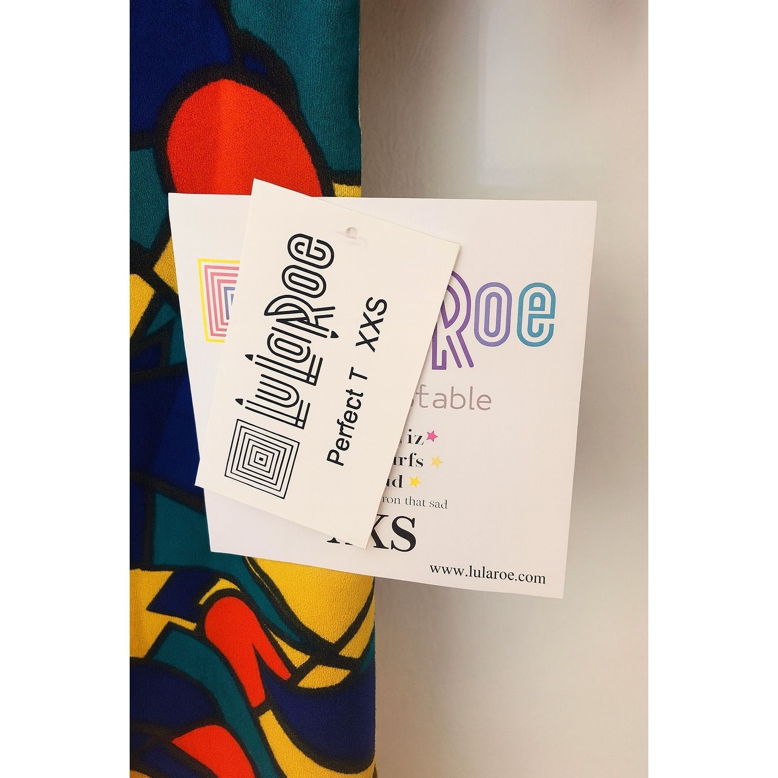 Other LulaRoe Perfect T - XXS | Colorful Geometric Print Size XXS / US 00 / IT 34 - 5 Thumbnail