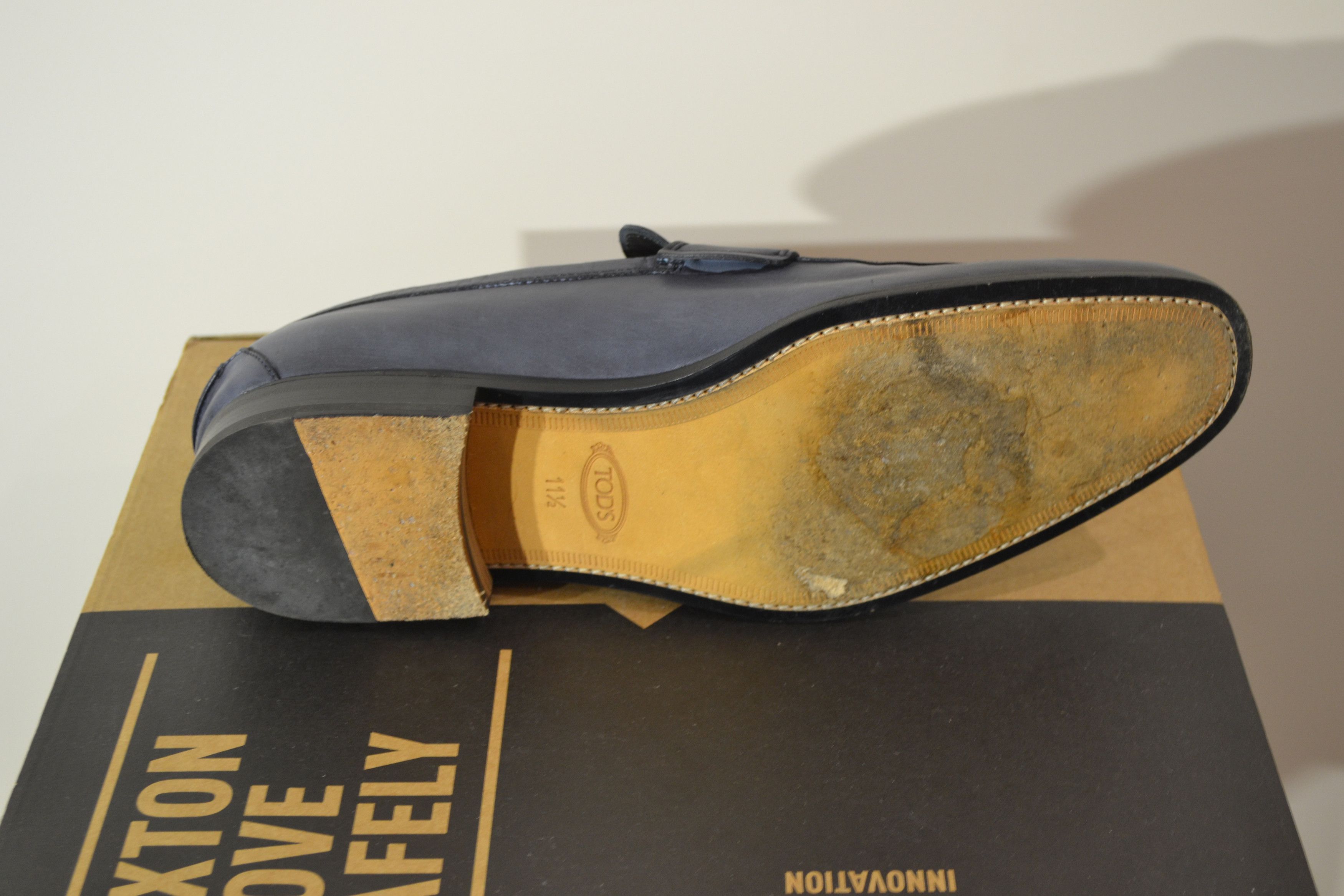 Tod's Tods Men’s Leather Loafers Size 11.5 US / 45 EU Size US 11.5 / EU 44-45 - 7 Thumbnail
